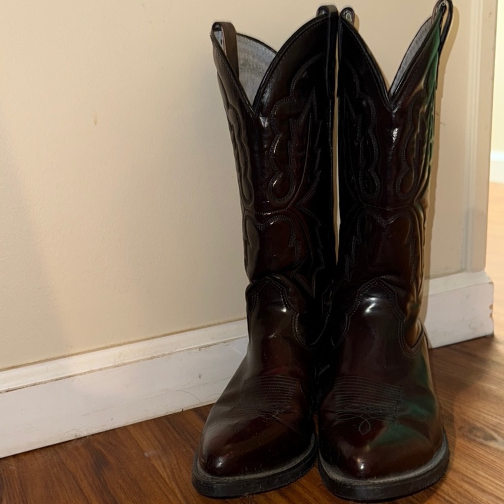 Classic Brown Leather Cowboy Boots